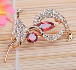 韓版時尚花朵胸針，璀璨綻放 xz151款水鉆胸針的廠家直銷優(yōu)勢與搭配指南